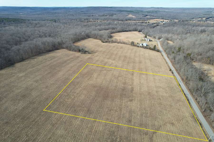 Coonhunter 7 acre middle lines.jpg